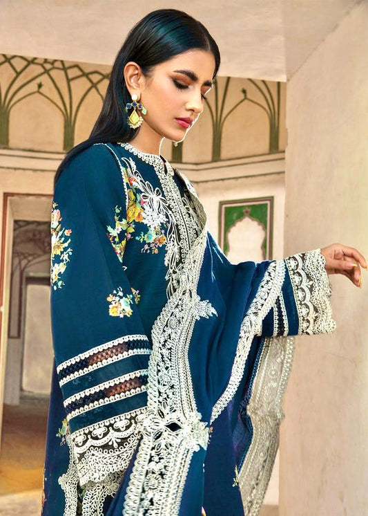*_❄️WINTER COLLECTION ❄️_*
*ALHAMDULILAH*
*CRIMSON* 3pc Casual Winter Collection
CODE 7201